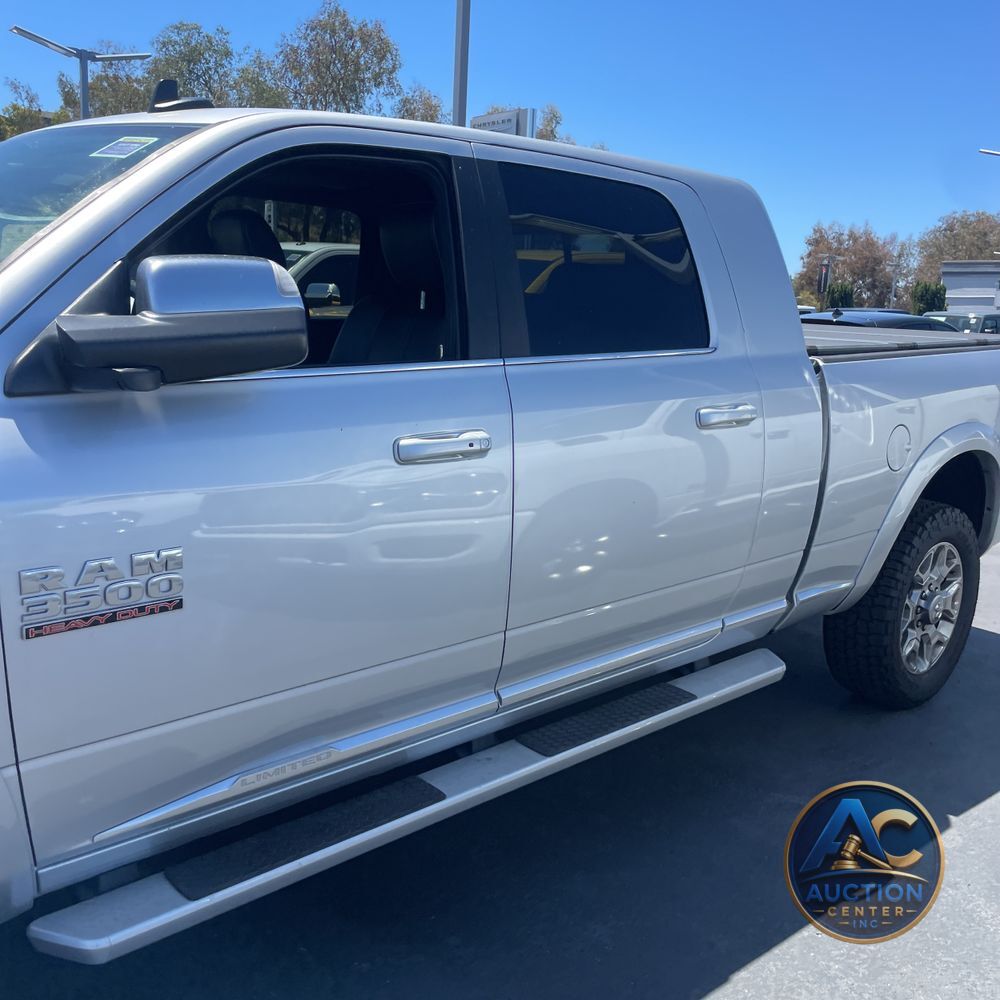 2018 Ram 3500 Limited Mega Cab 4x2 6'4" Box
