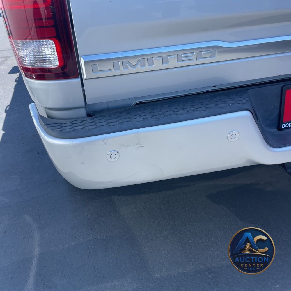 2018 Ram 3500 Limited Mega Cab 4x2 6'4" Box