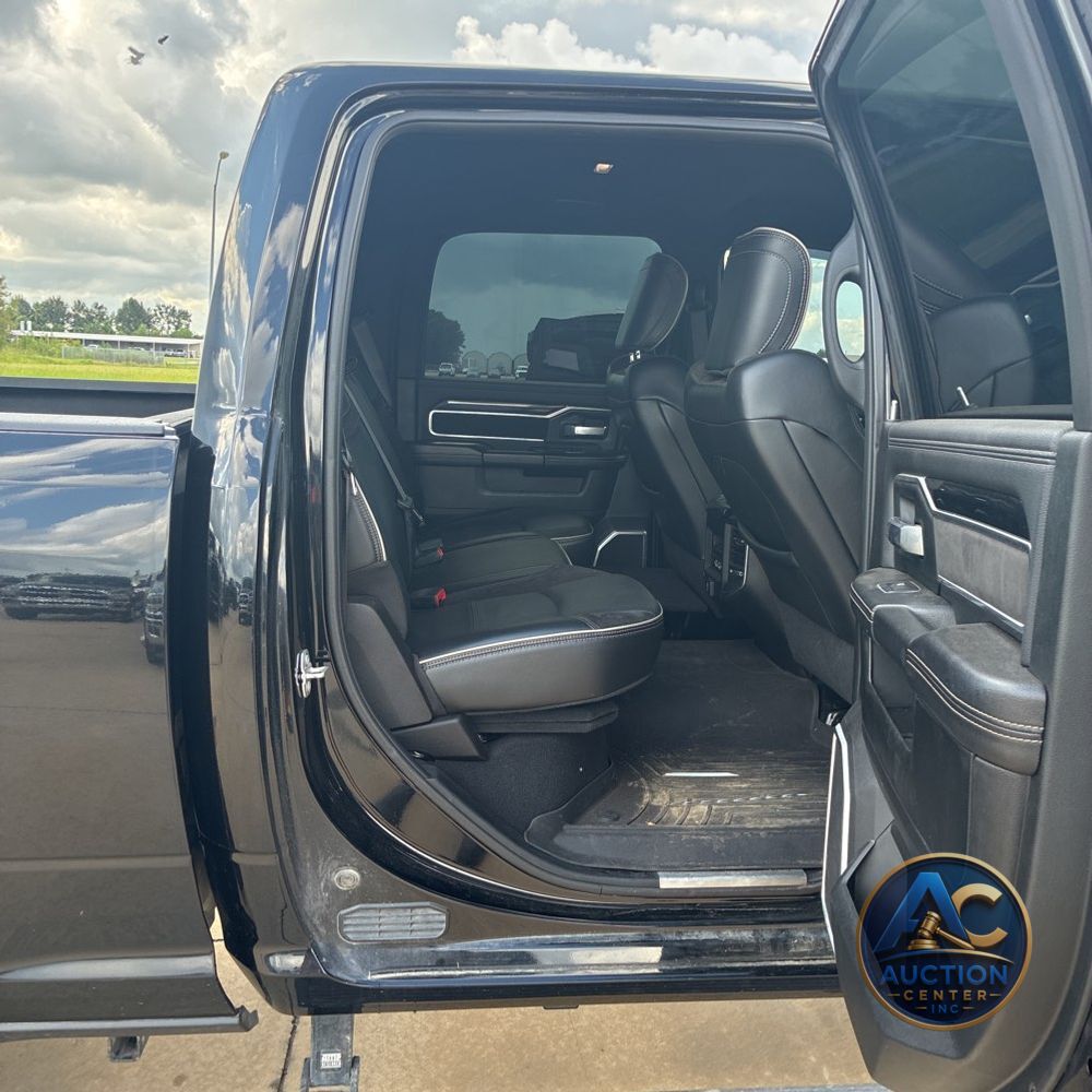2020 Ram 3500 Laramie