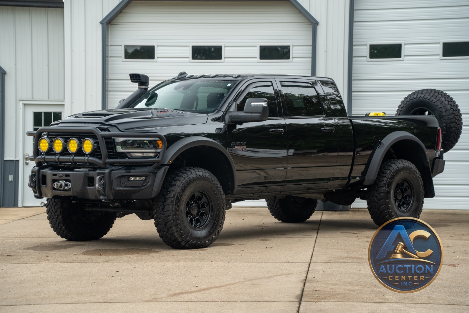 2024 Ram 3500 Laramie Mega Cab
