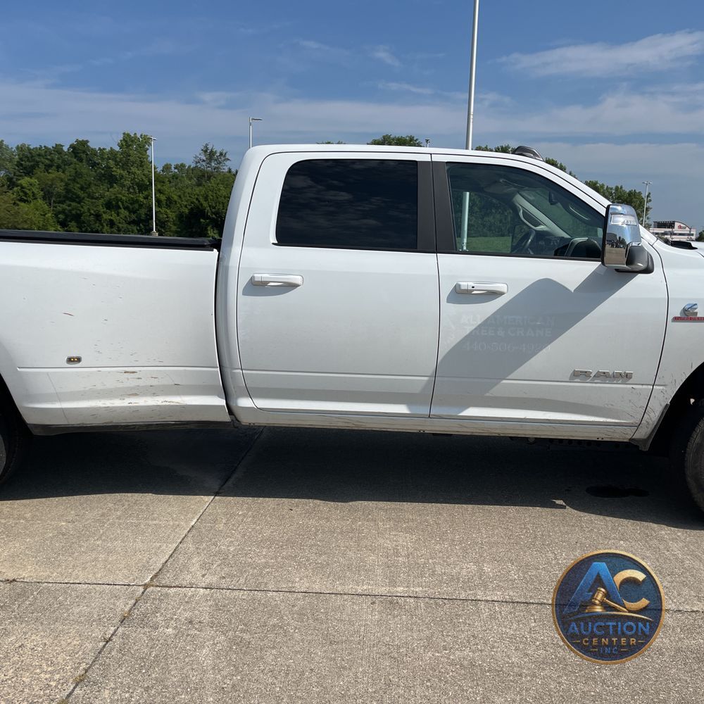 2024 Ram 3500 Laramie