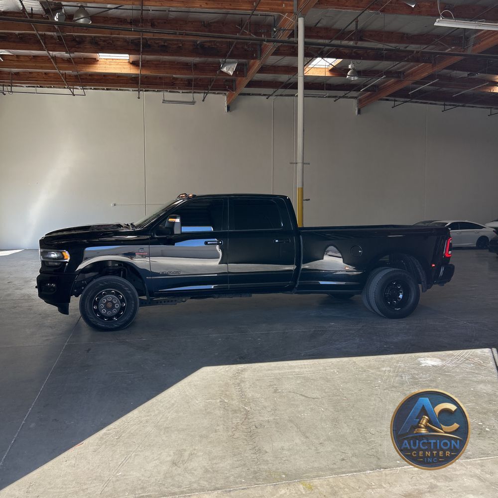 2024 Ram 3500 Laramie