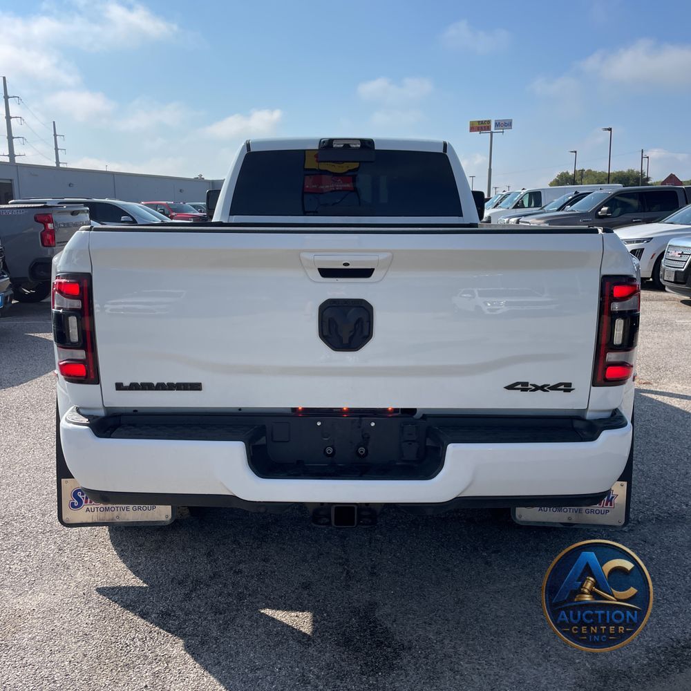 2024 Ram 3500 Laramie