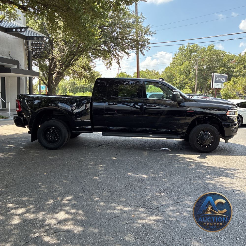 2024 Ram 3500 Laramie