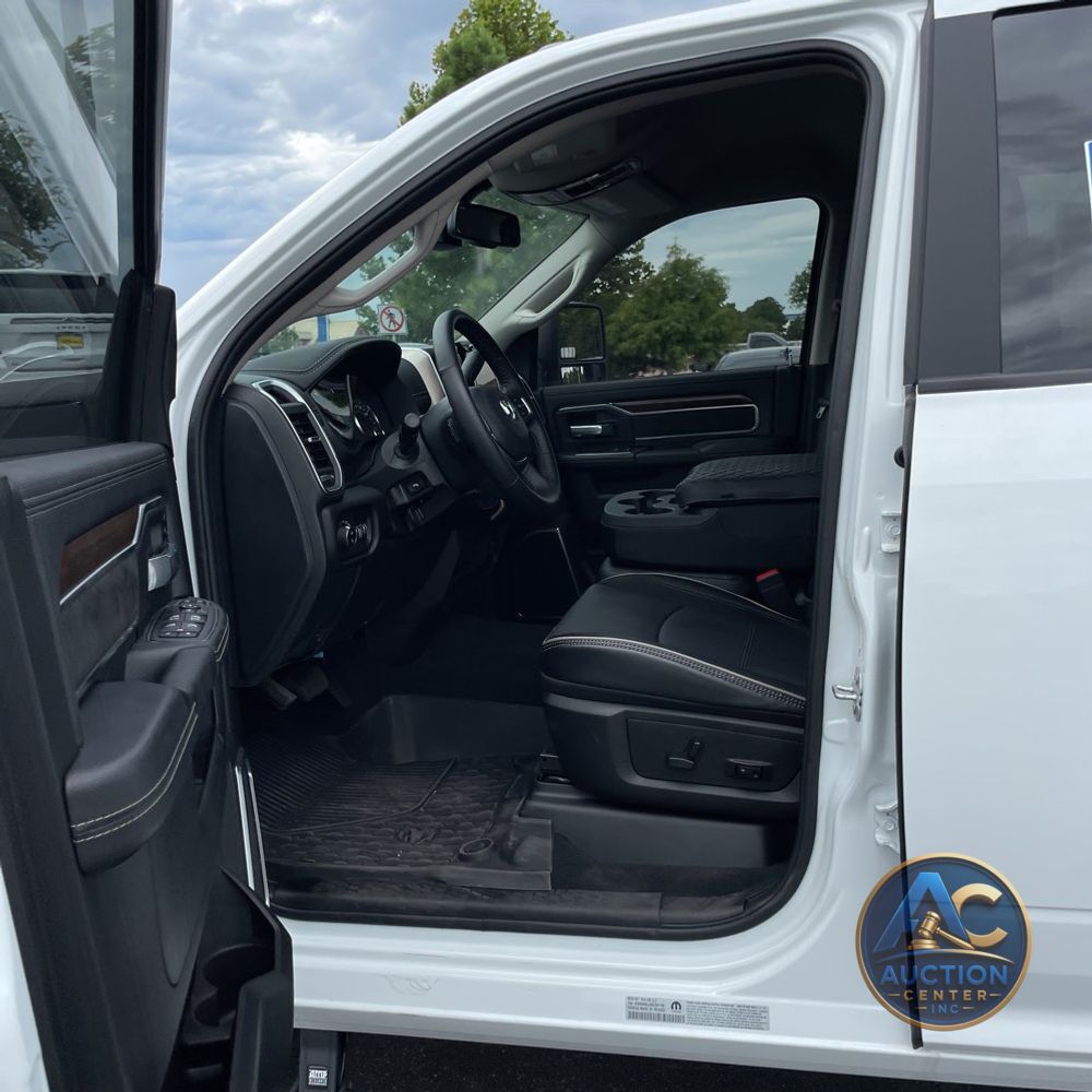 2024 Ram 3500 Laramie