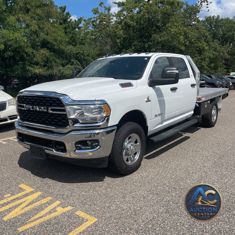 2023 Ram 3500 Cab/Chassis SLT