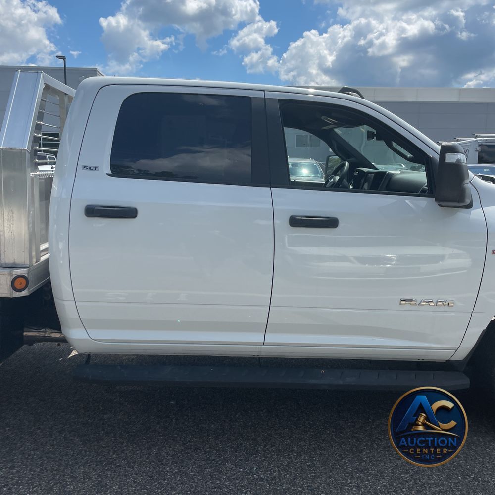 2023 Ram 3500 Cab/Chassis SLT