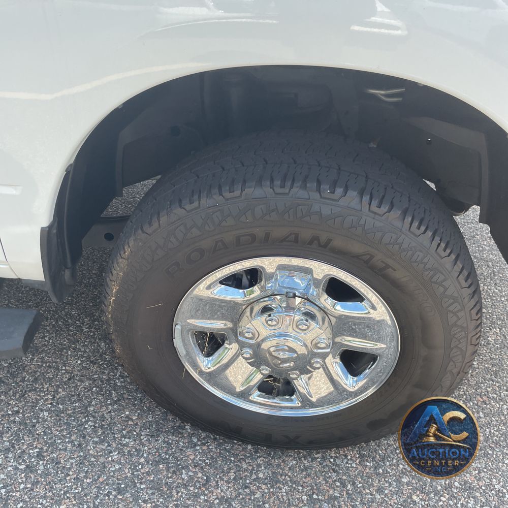 2023 Ram 3500 Cab/Chassis SLT