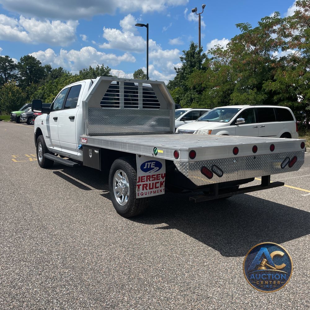 2023 Ram 3500 Cab/Chassis SLT
