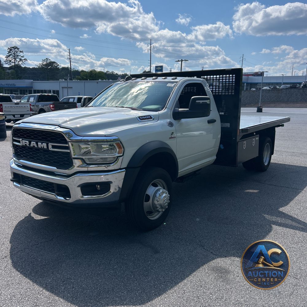 2024 Ram 5500 Chassis Tradesman/SLT