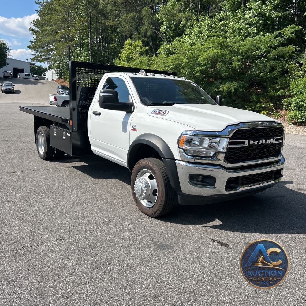 2024 Ram 5500 Chassis Tradesman/SLT