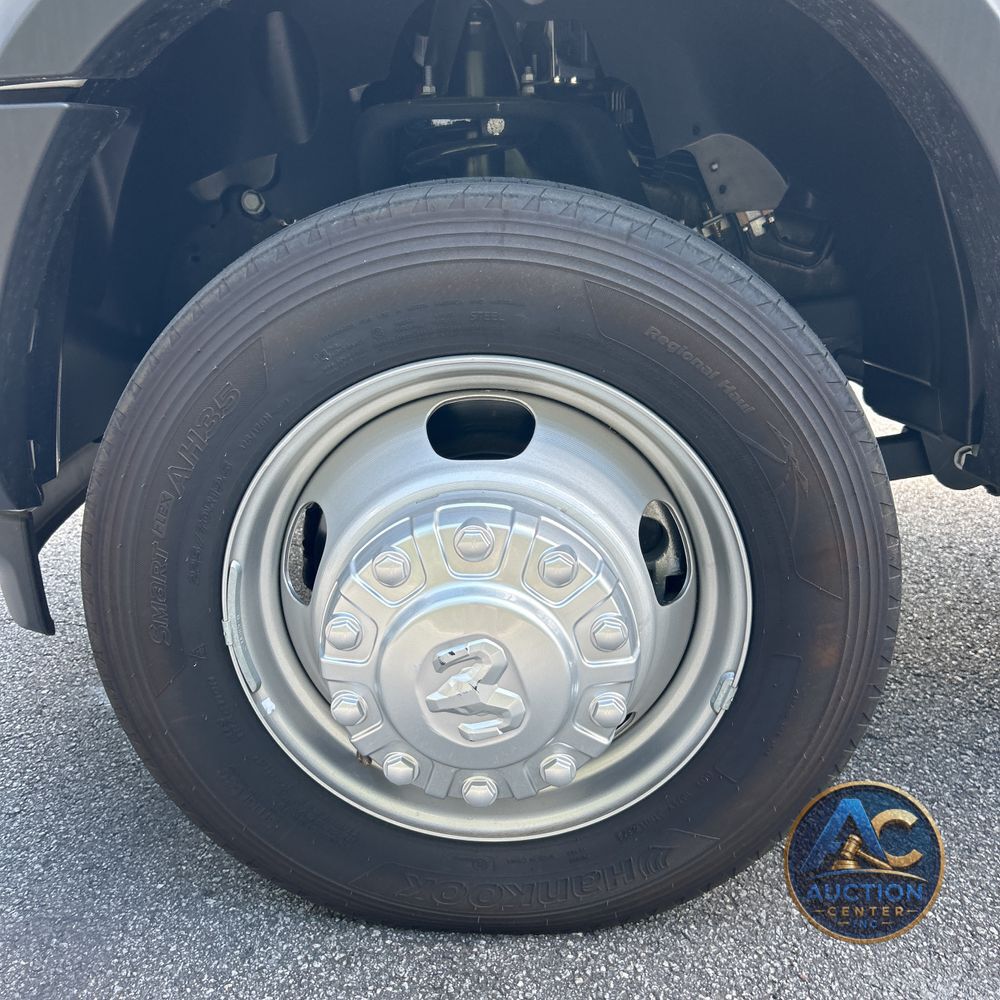 2024 Ram 5500 Chassis Tradesman/SLT