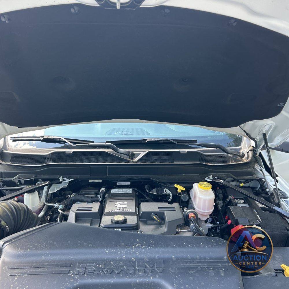 2024 Ram 5500 Chassis Tradesman/SLT