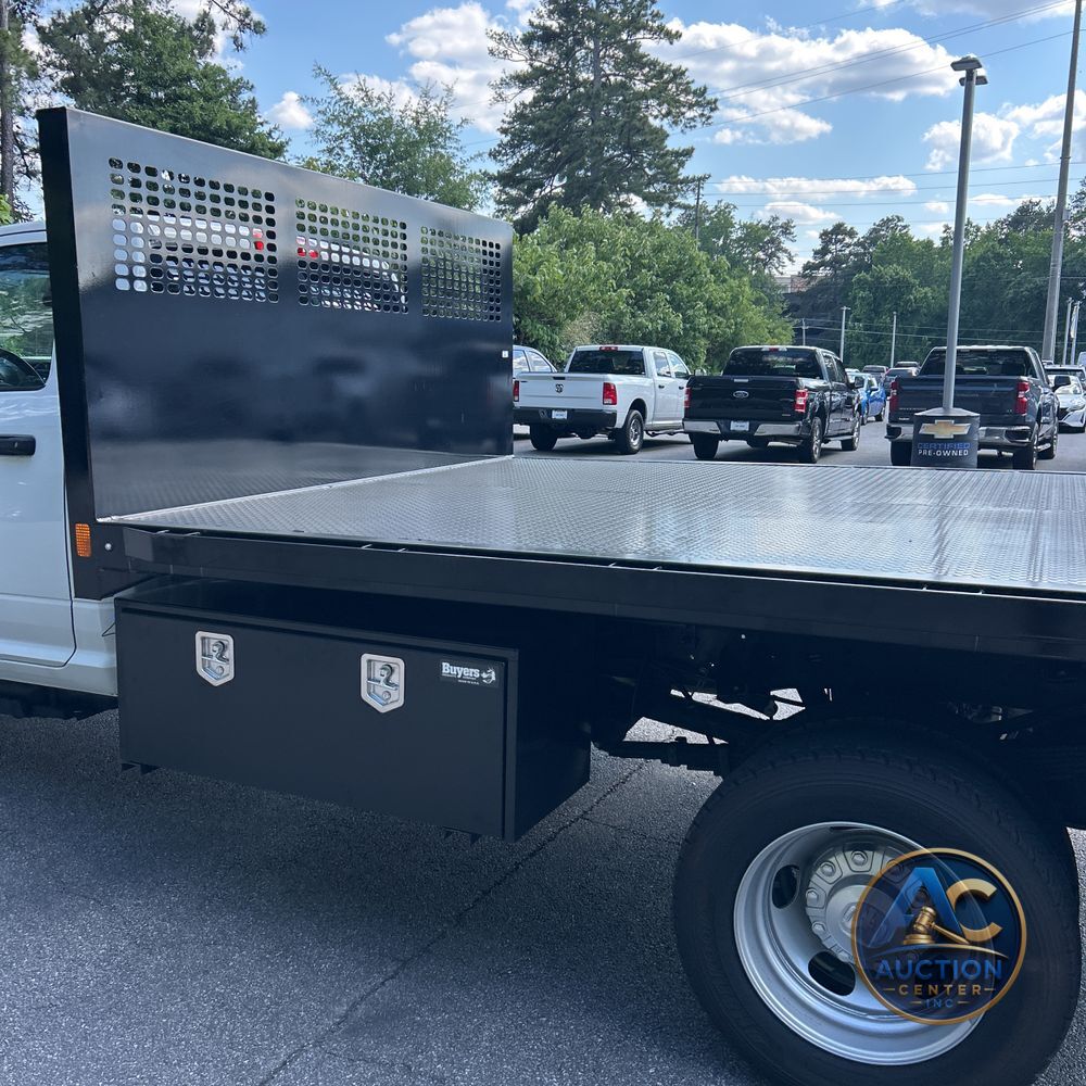 2024 Ram 5500 Chassis Tradesman/SLT