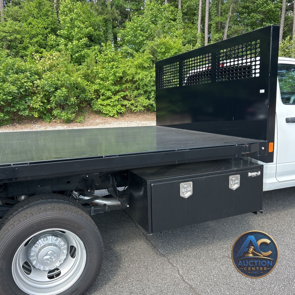 2024 Ram 5500 Chassis Tradesman/SLT