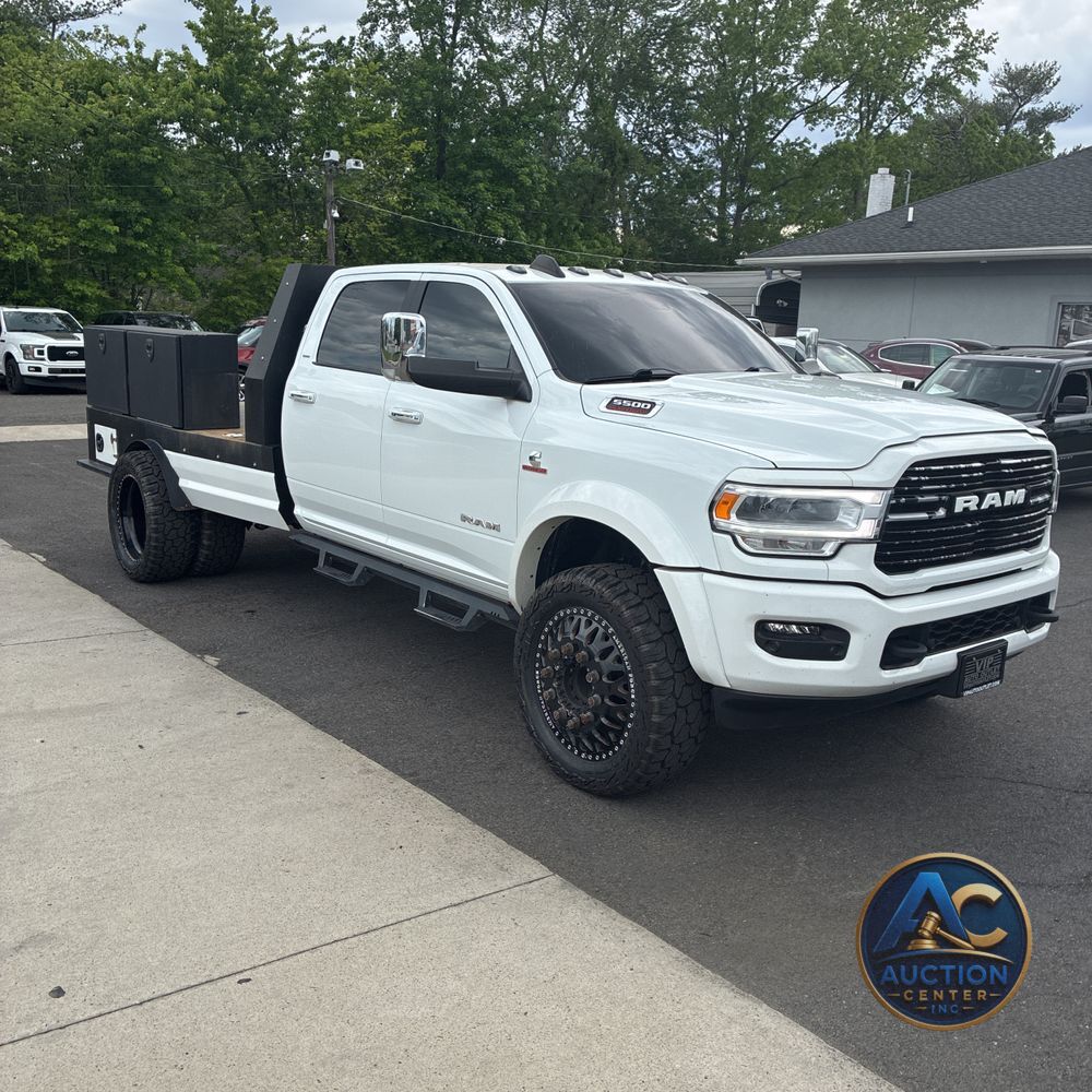 2022 Ram 5500 Chassis Tradesman/SLT/Laramie/Limited