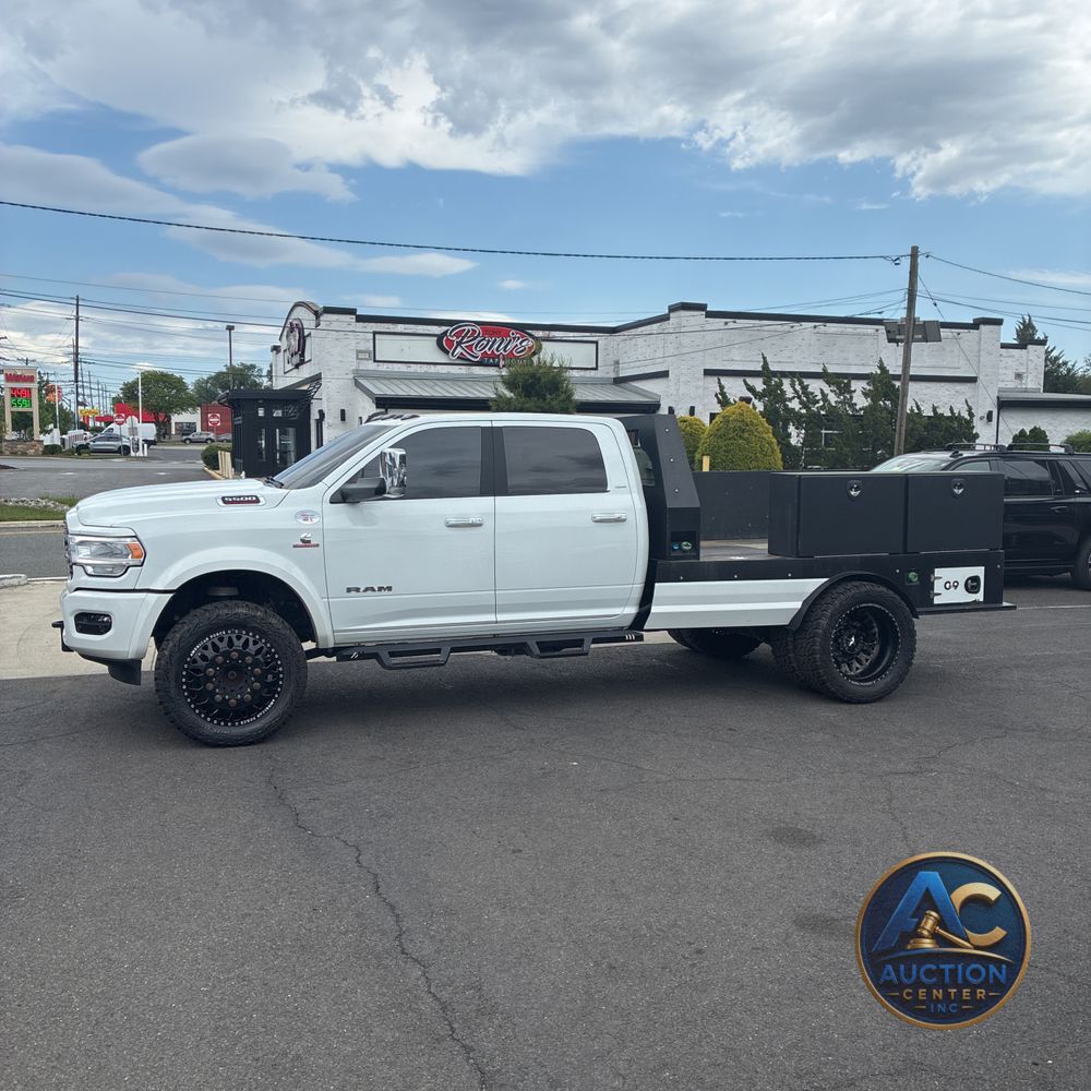 2022 Ram 5500 Chassis Tradesman/SLT/Laramie/Limited