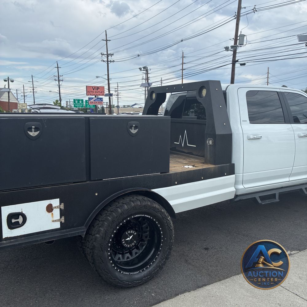 2022 Ram 5500 Chassis Tradesman/SLT/Laramie/Limited