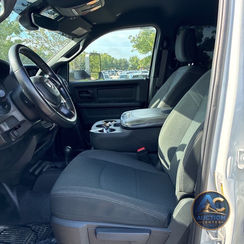 2022 Ram Commercial Tradesman CA60-84 CREW CAB/CHASSIS 4X4 6.7L