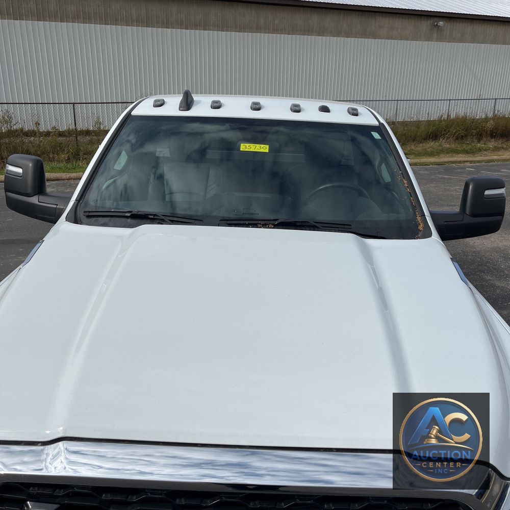 2024 Ram 3500 Cab/Chassis Tradesman