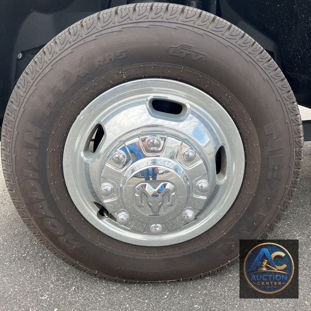 2024 Ram 3500 Cab/Chassis Tradesman