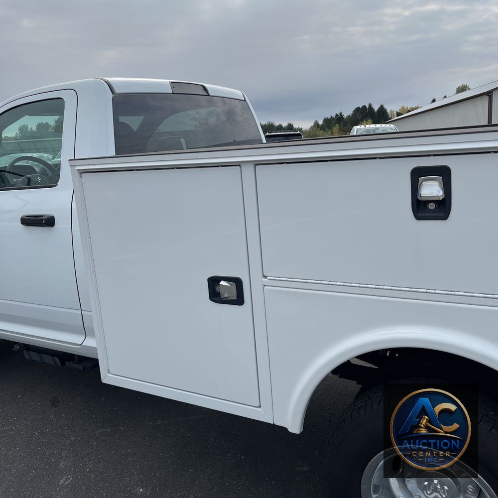2024 Ram 3500 Cab/Chassis Tradesman