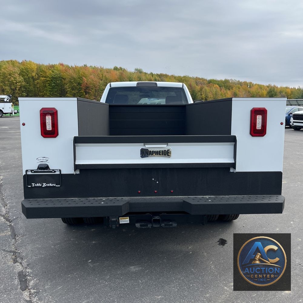 2024 Ram 3500 Cab/Chassis Tradesman