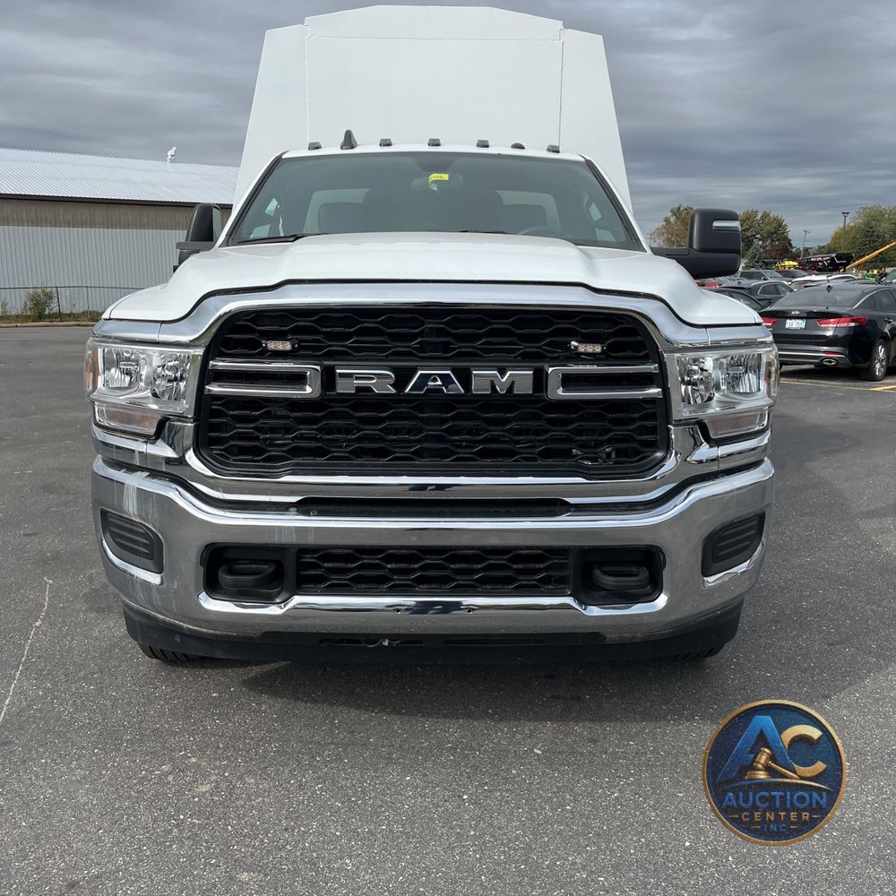 2024 Ram 3500 Cab/Chassis Tradesman