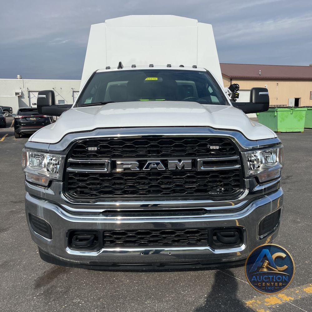 2024 Ram 3500 Cab/Chassis Tradesman