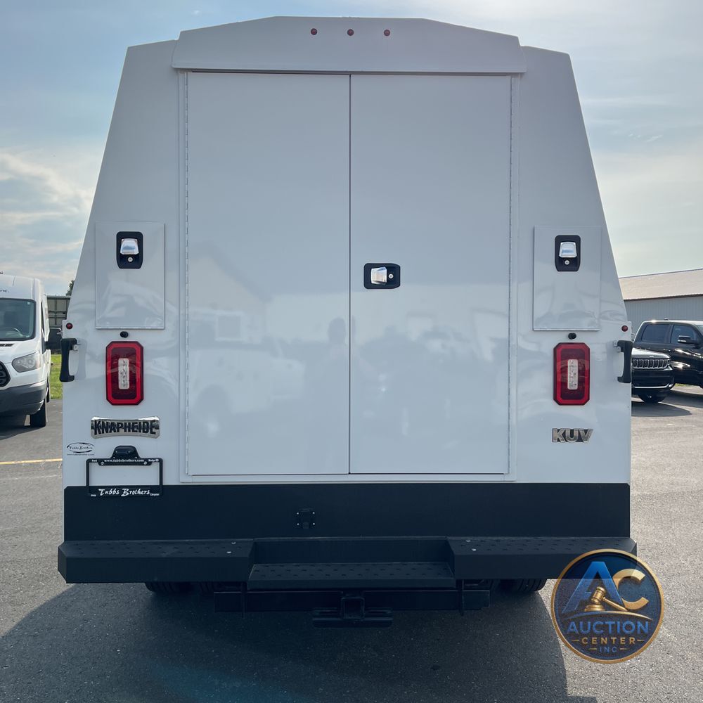 2024 Ram 3500 Cab/Chassis Tradesman