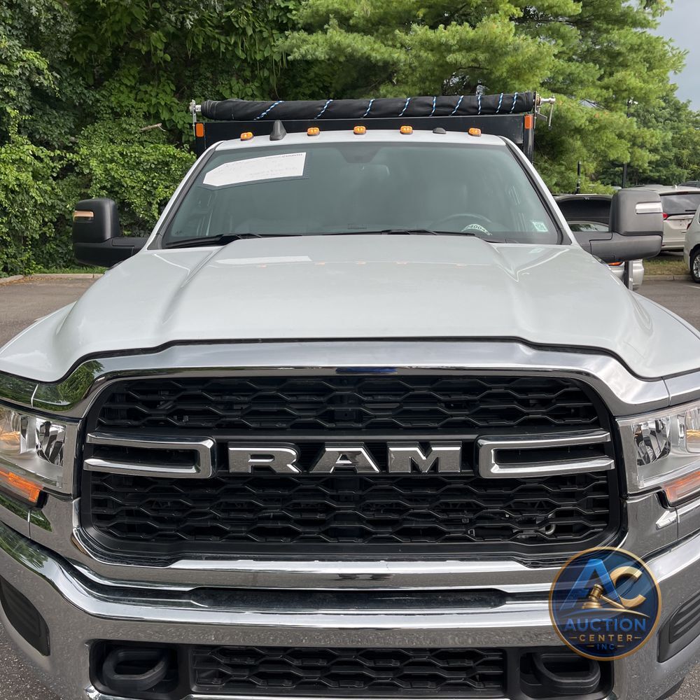 2024 Ram 3500 Cab/Chassis Tradesman