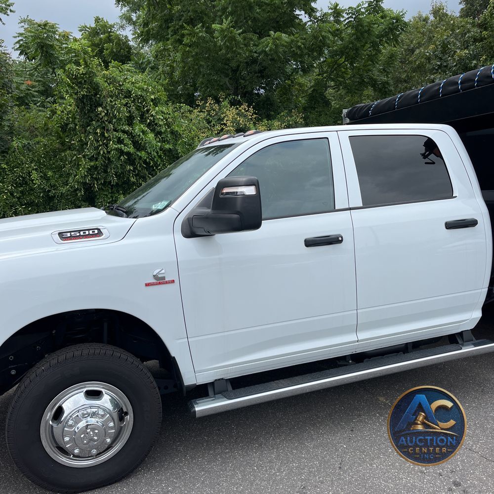 2024 Ram 3500 Cab/Chassis Tradesman