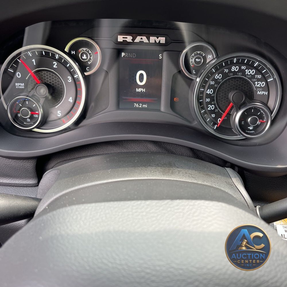 2024 Ram 3500 Cab/Chassis Tradesman