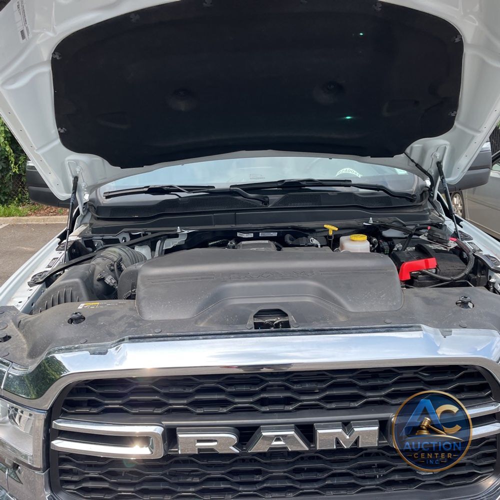 2024 Ram 3500 Cab/Chassis Tradesman