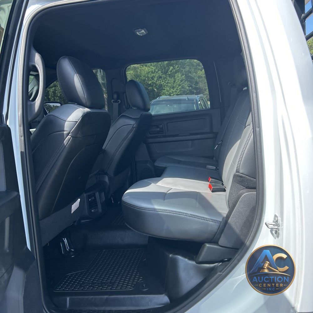 2024 Ram 3500 Cab/Chassis Tradesman