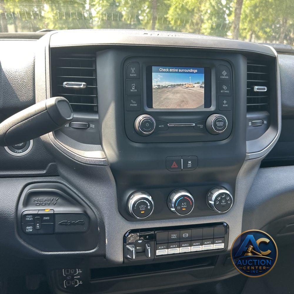 2024 Ram 3500 Cab/Chassis Tradesman
