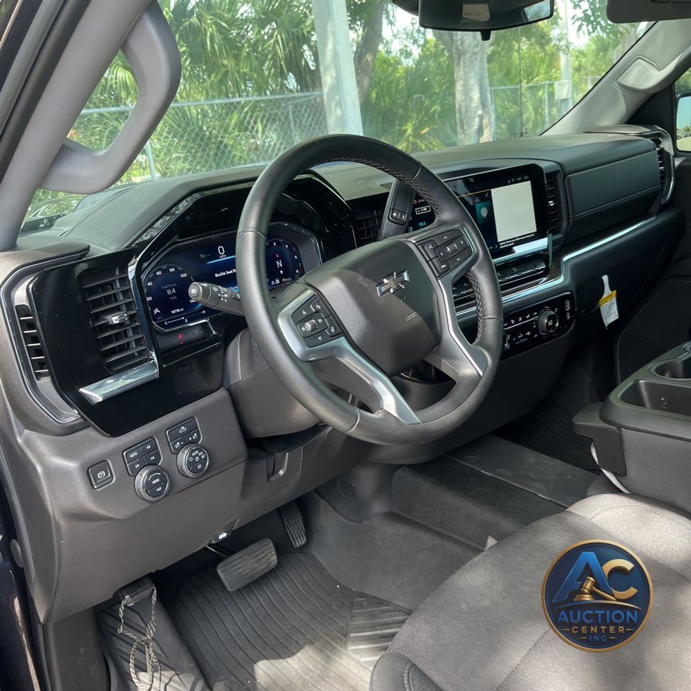 2024 Chevrolet Silverado 1500 LT Trail Boss
