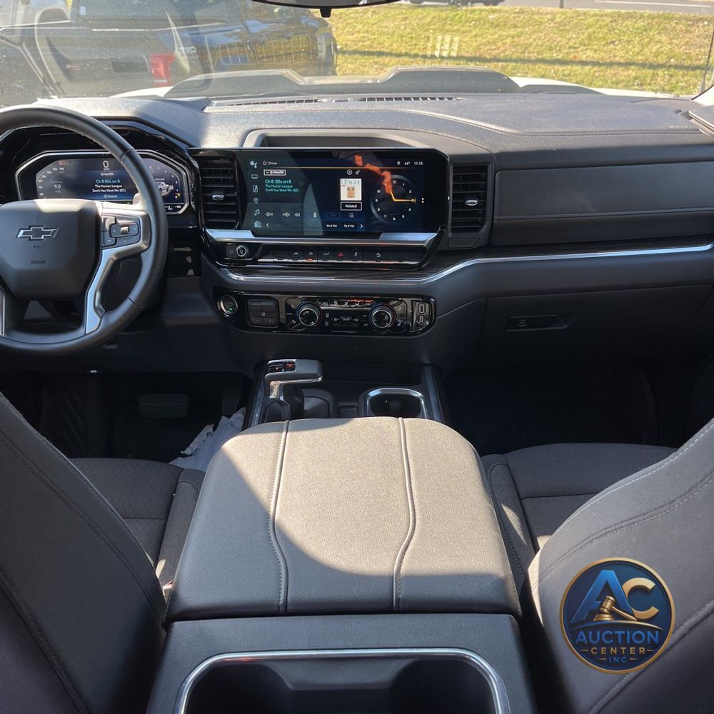 2024 Chevrolet Silverado 1500 LT Trail Boss