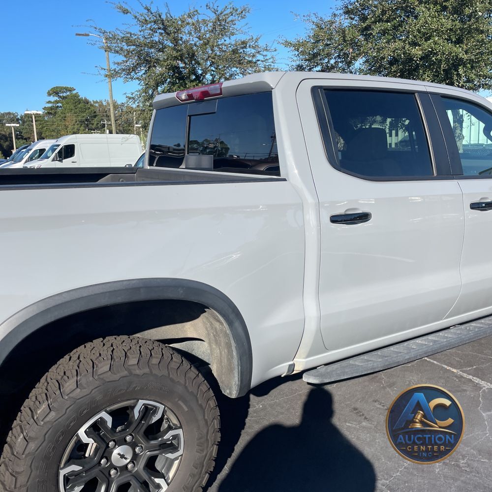 2024 Chevrolet Silverado 1500 ZR2