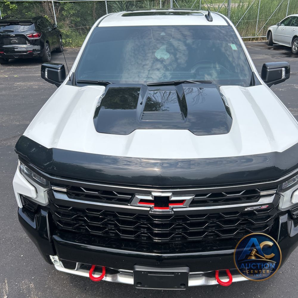 2024 Chevrolet Silverado 1500 ZR2