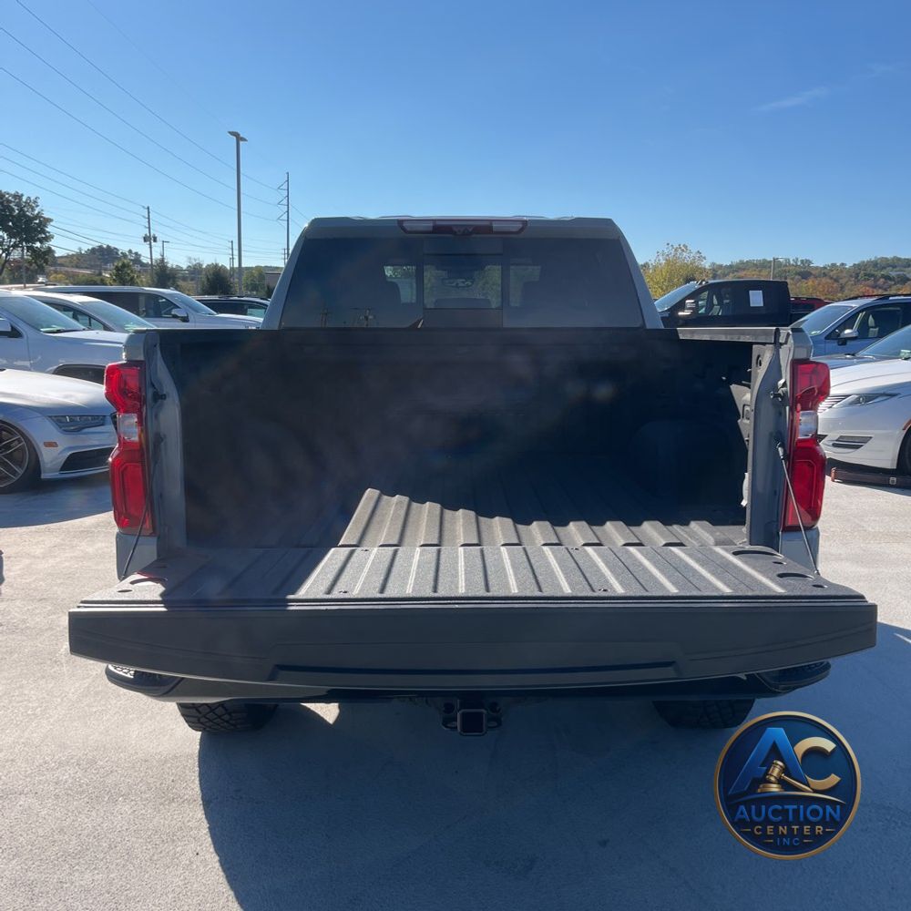 2024 Chevrolet Silverado 1500 ZR2
