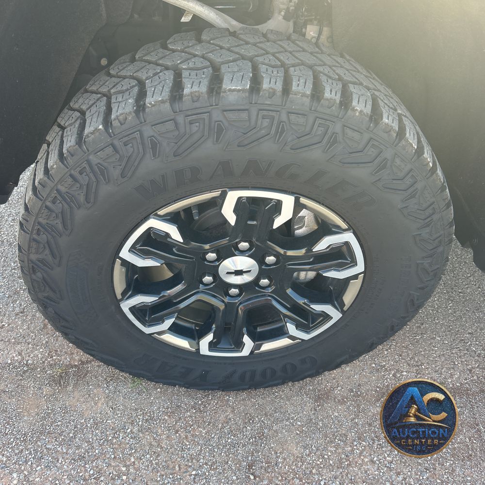 2024 Chevrolet Silverado 1500 ZR2