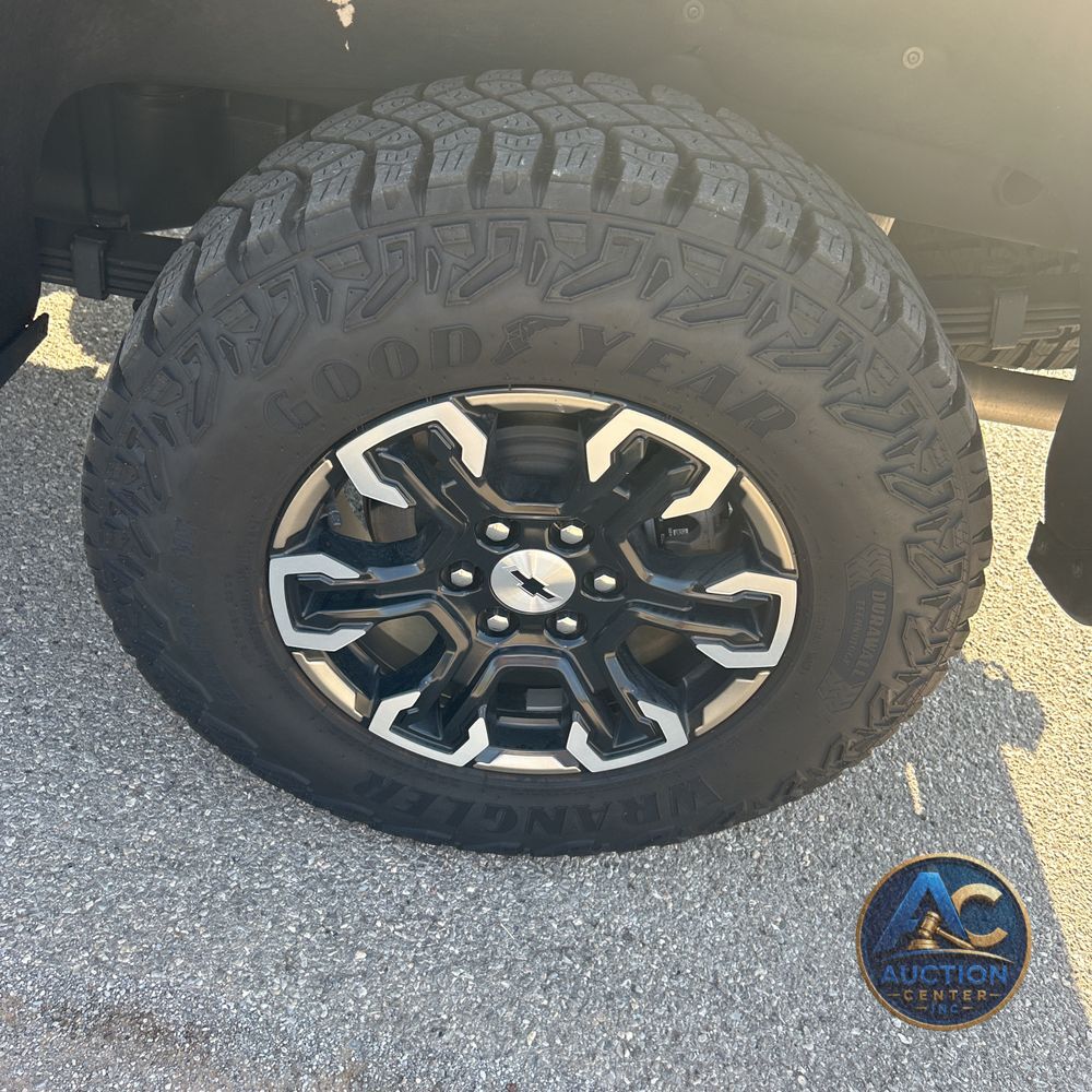 2024 Chevrolet Silverado 1500 ZR2