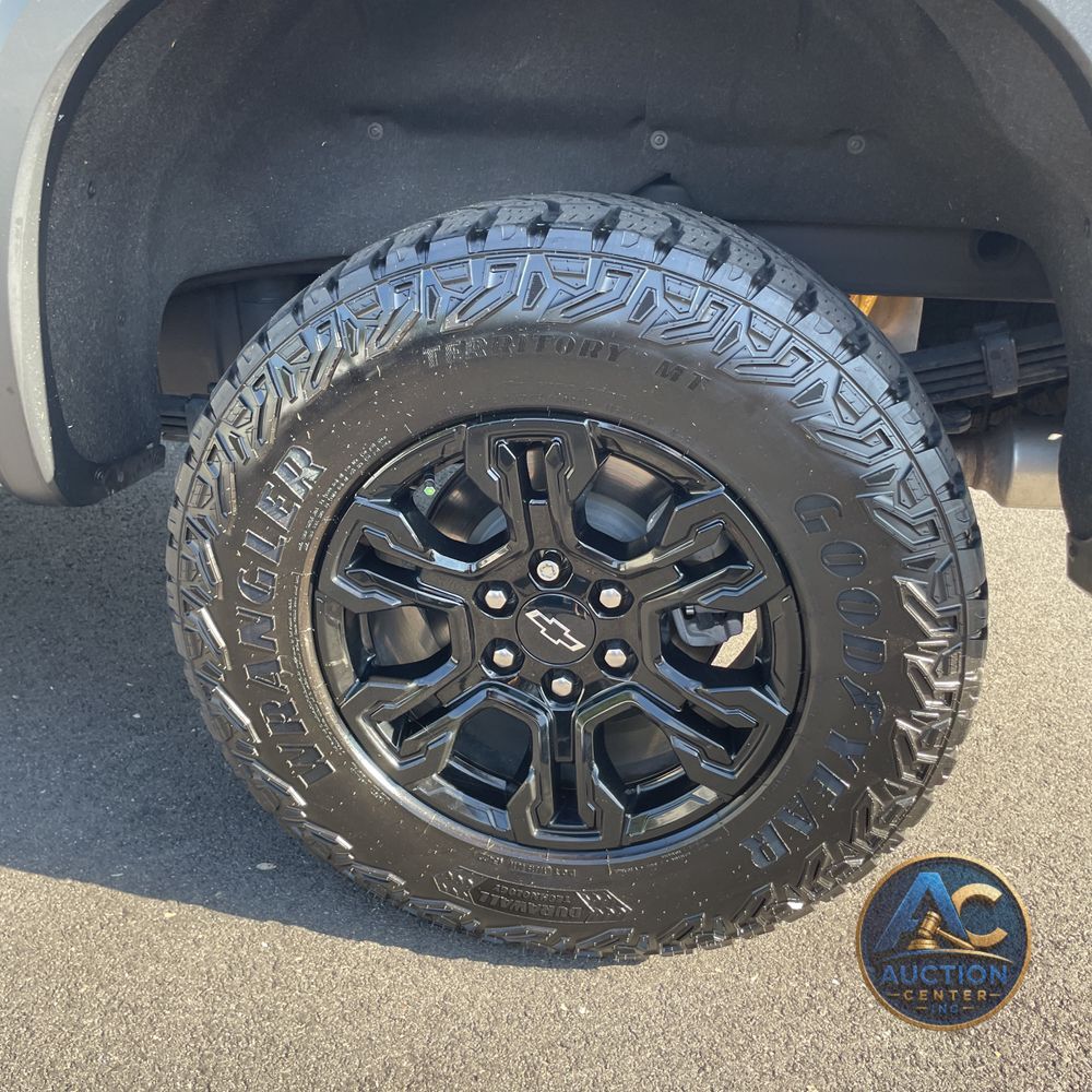 2023 Chevrolet Silverado 1500 ZR2
