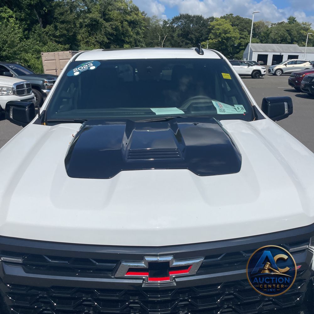 2023 Chevrolet Silverado 1500 ZR2