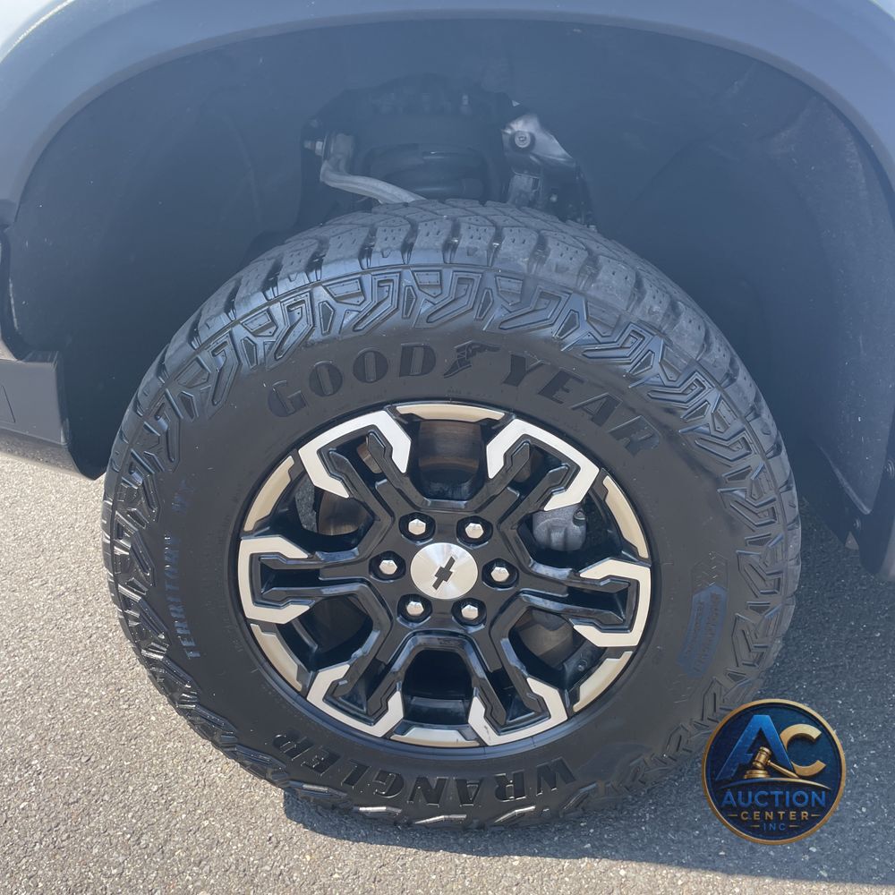 2023 Chevrolet Silverado 1500 ZR2