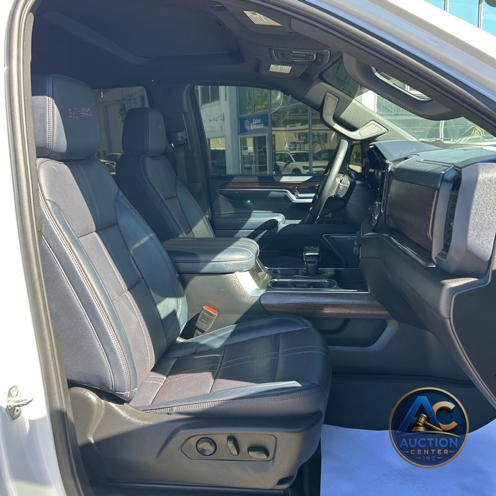 2023 Chevrolet Silverado 1500 High Country