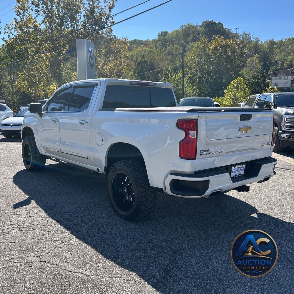 2023 Chevrolet Silverado 1500 High Country