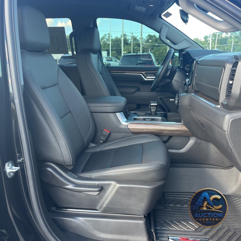 2025 Chevrolet Silverado 1500 LT Trail Boss