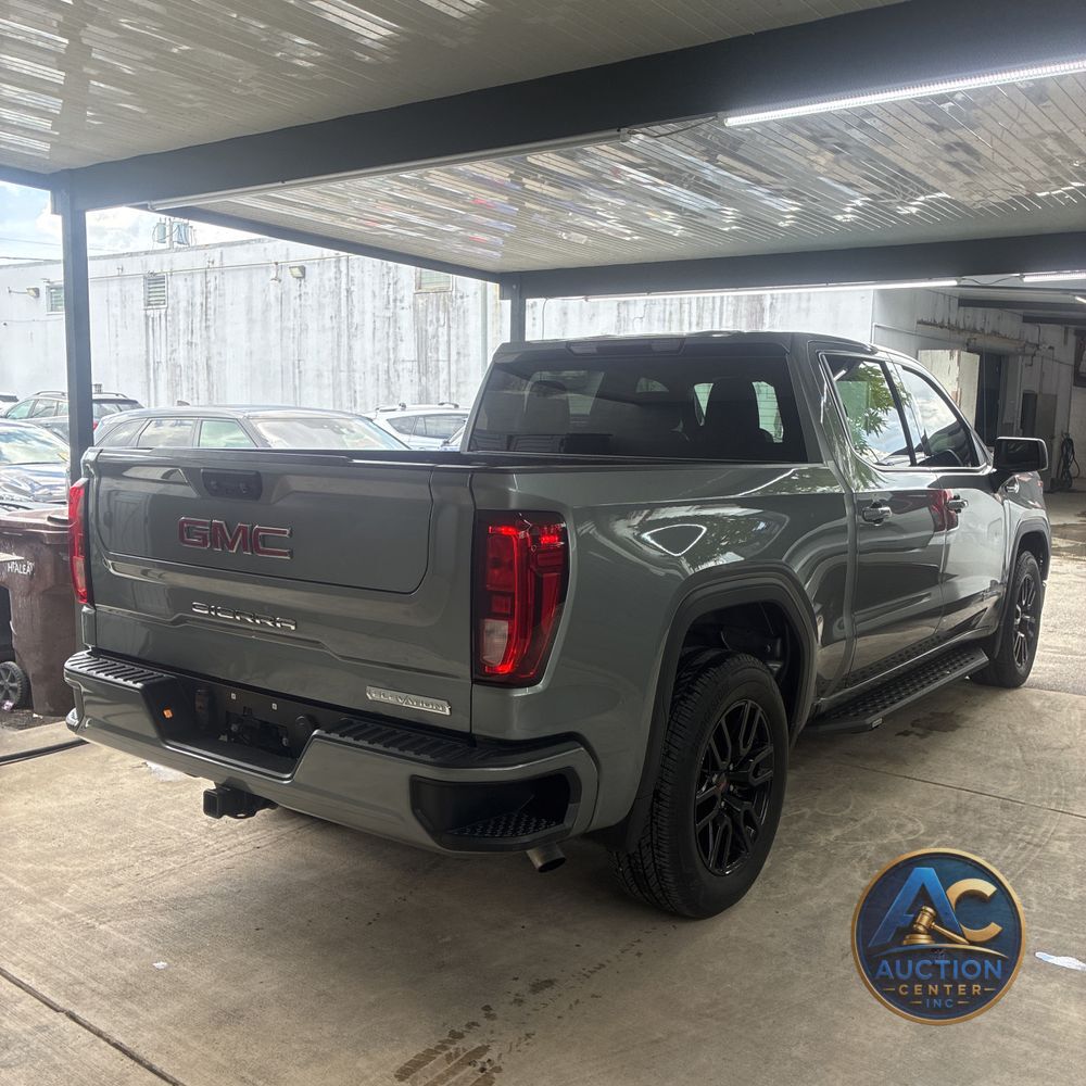 2024 GMC Sierra 1500 Elevation